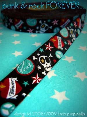 Picture of 3m Rolle Webband Design by luzia pimpinella, 15mm breit, punk-skull