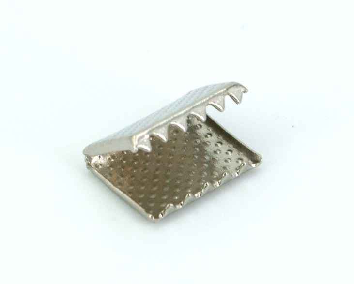 Picture of webbing ends for flat cord / webbing - 15mm wide - nickel-plated - 10 pieces