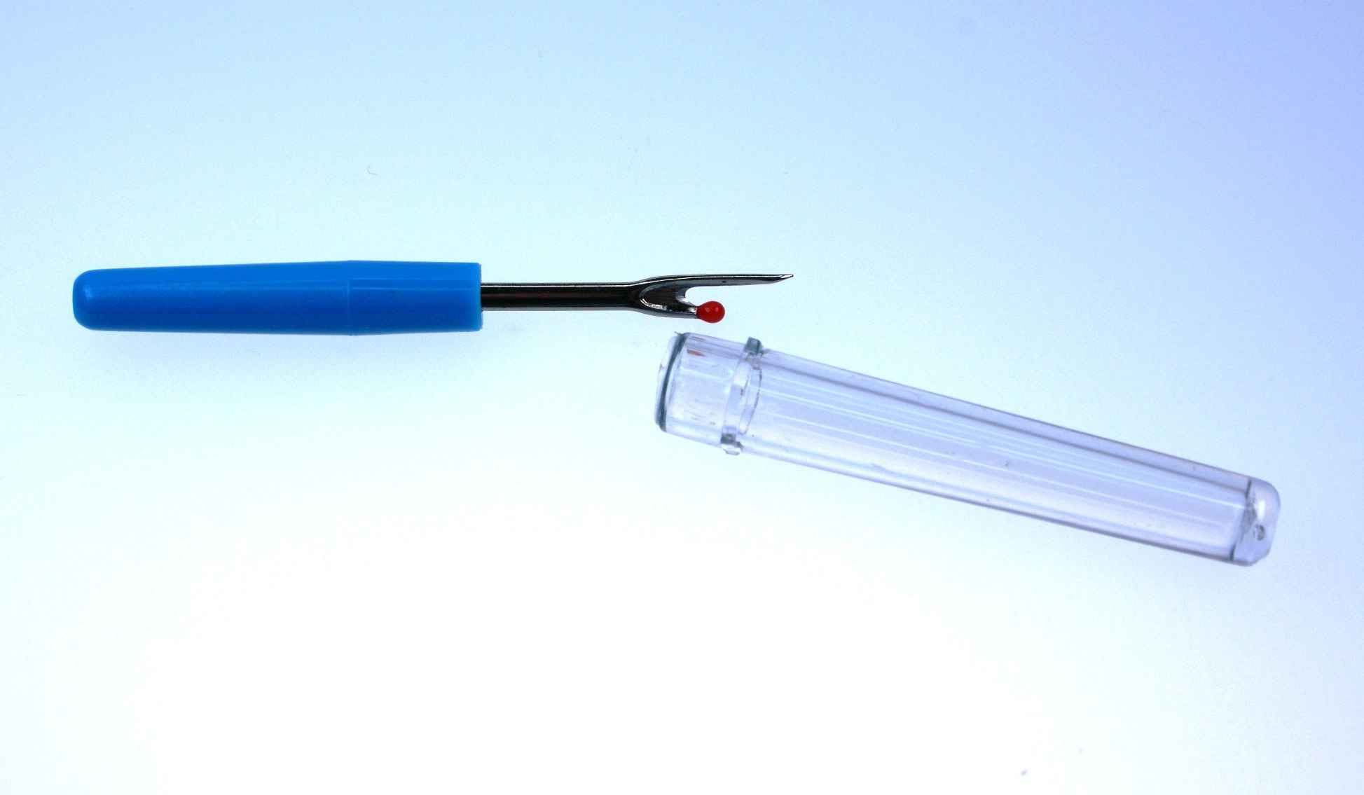 Picture of Seam ripper with cap - 1 piece